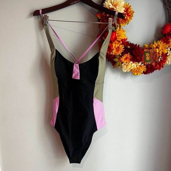 prAna TULUM Womens One-Piece Swimsuit XTRA-SMALL in Black Color Block - Picture 1 of 8